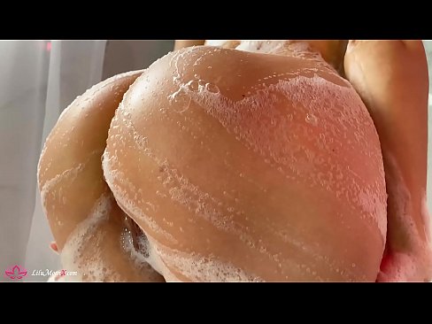 ❤️ Brunetė masturbuoja putytę su vibratoriumi iki intensyvaus orgazmo duše ️❌ Porno prie lt.vlad-massage-salon.ru ❌❤